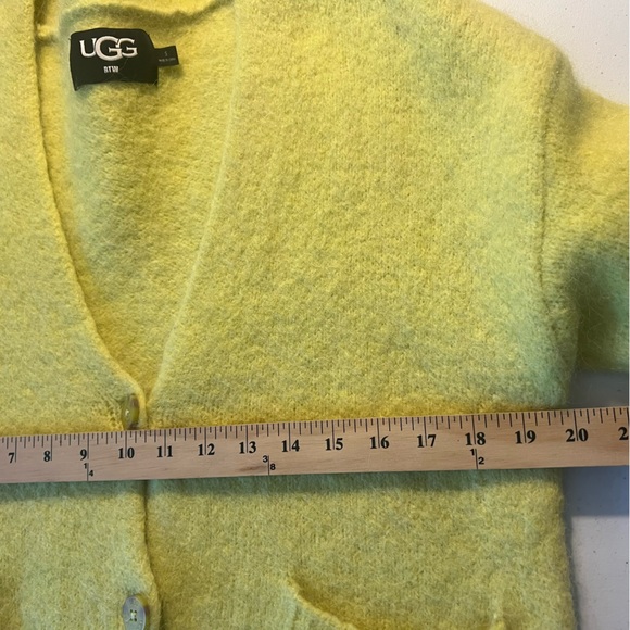 UGG Women's Jaelyn Cardigan Alpaca Wool Blend V-Neck Lime Yellow Sz Small - Picture 8 of 13